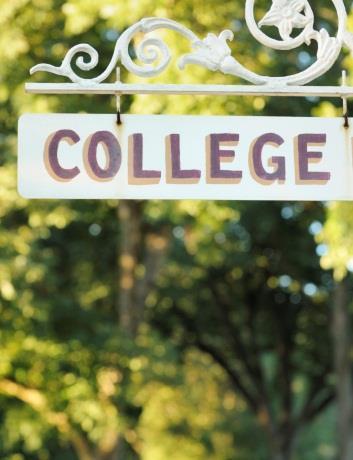 College Admissions Are you doing everything you can to get into the type of college you want to