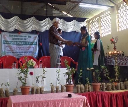 Trivandrum. He also handed over saplings to Mr.
