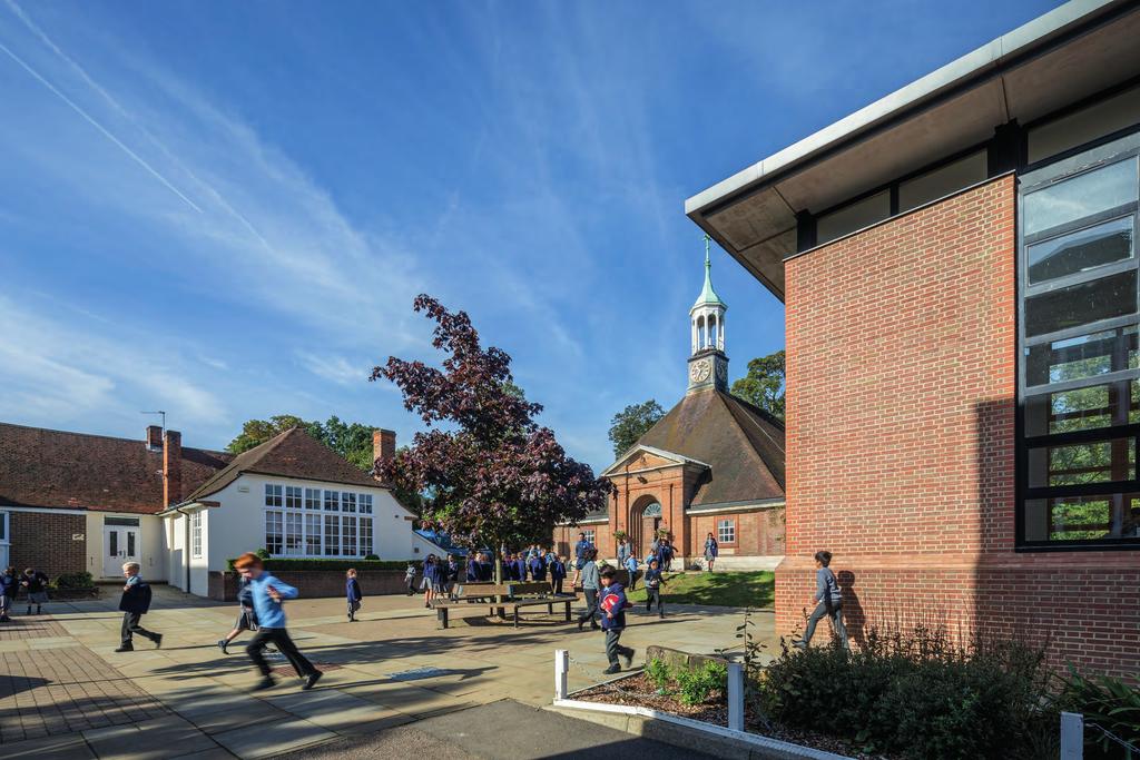 THE SCHOOL Belmont Belmont is a co-educational preparatory day school in Mill Hill and one of four schools that comprise The Mill Hill School Foundation.