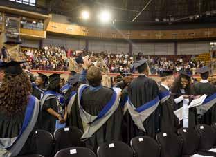 University of Pretoria 7 Graduates 7 Number of graduates per study mode 2011 2012 2013 Contact - undergraduate 5 982 5 979 6 481 Contact - postgraduate 4 315 4 440 4 724 Distance - undergraduate 1