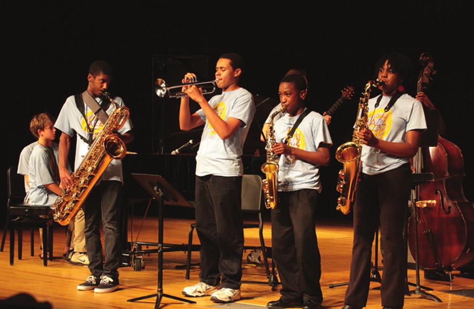 Juilliard JAZZ Summer 2013 Camp in West Palm Beach, FL June 10-14 for students in Grades 6-8 June 17-21 for students in Grades 9-12 One-week programs for dedicated