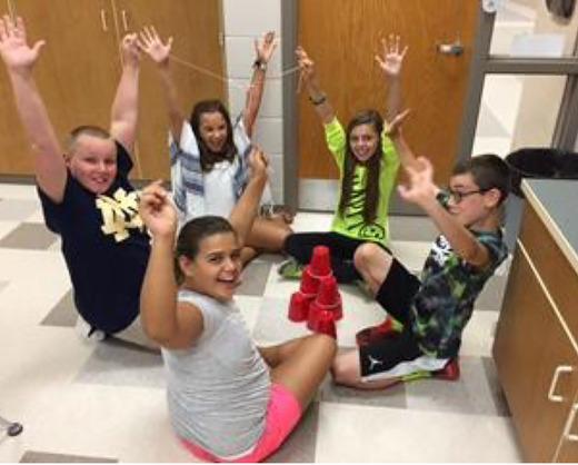Team Building in 5th Grade The first week of school, Mrs. Knoop s kiddos spent time on various collaboration activities.