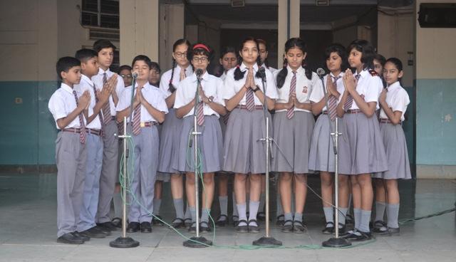 SCHOOL ACTIVITIES (A) CELEBRATION OF 150TH BIRTH ANNIVERSARY OF MAHATMA GANDHI Army Public School Gwalior celebrated 150 th Birth Anniversary of Mahatma Gandhi in the