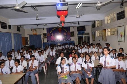 (D) CAREER COUNSELLING BY MS JASWINDER KAUR On October 09, 2018 Ms Jaswinder Kaur of Vikrant College visited the school to