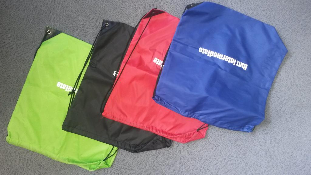 HUTT INTERMEDIATE PE BAGS The Hutt Intermediate Home and School Association are delighted to offer PE Bags for sale again.