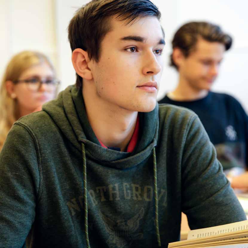 VILKET PROGRAM VILKEN INRIKTNING SKILLED THINKERS Skilled Thinkers IB is well known to us as excellent preparation. Success in an IB programme correlates well with success at Harvard.