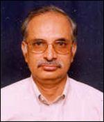 Name: Vidhu Shekhar JHA, Ph.D. (Mangalore University, India) Rank: Professor Department: Operations Management & Information Systems College: Bang College of Business Email: vidhu@kipep.kz Tel.