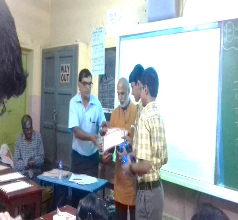 Sparks and Marks! Bharat Vikas Parishad (BVP), Chennai conducted the city round of BHARAT KO JANO a National Level quiz programme on December 1, 2018 at the Little Flower School, Ashok Nagar.