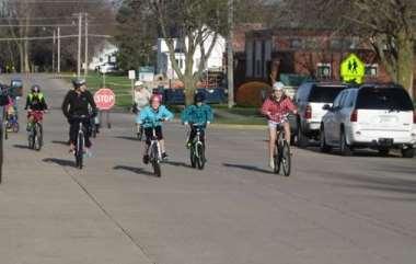 Walk Bicycle Skate/Scoot Carpool Public Transit Chickasaw County St. Joseph Community School St.