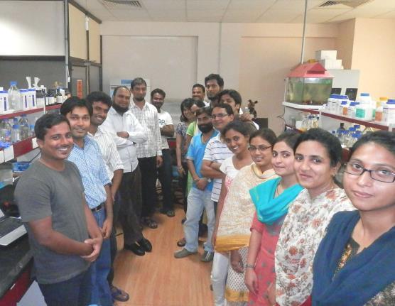 Research group of Prof. N. Ahmed (4 th left), Pathogen Biology Lab, Dept. of Biotechnology Mrs. A. Desai (l.