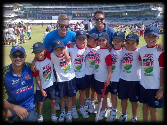 Our U8A and U9A teams were amongst 120 other teams playing matches on a packed Newlands.