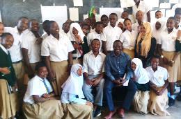 Programme strengthens Peace Club activities through content to address 21st