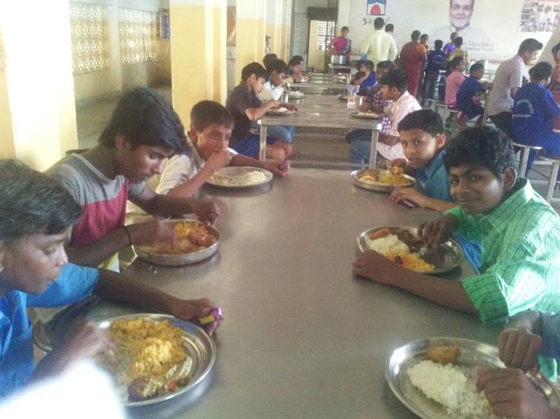 Naveen Garu, Businessman from Gollapudi, Vijayawada visited and provided special Lunch