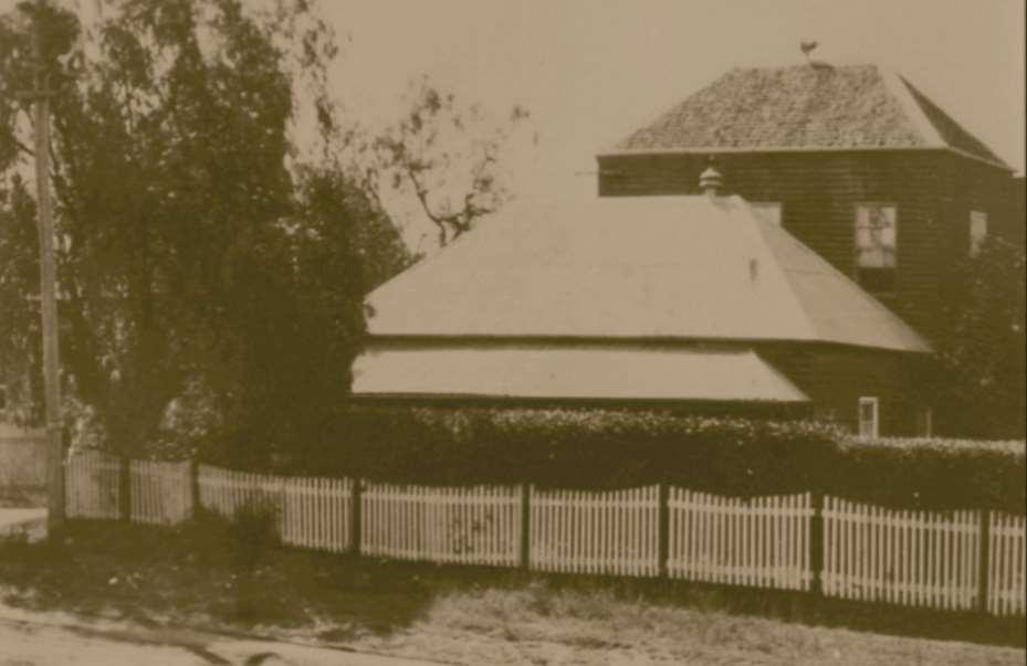 1884: Cottage purchased on the present