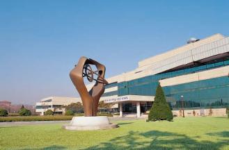 KAIST, internationally well known for excellent education and research achievements in science and technology, provides courses for basic theories on nuclear and