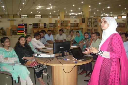 Workshop on Communication Skills With the collaboration of Department of Humanities, Library Information Services arranged a one day workshop on Communication Skills for CIIT Lahore library