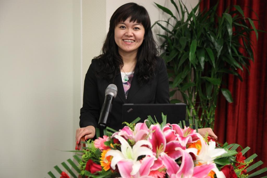 Xuan Liu (1980) is a permanent research staff at China Research Institute for Science Popularization (CRISP). She was trained in Computer Science for BA degree and Media &Communication for MA degree.