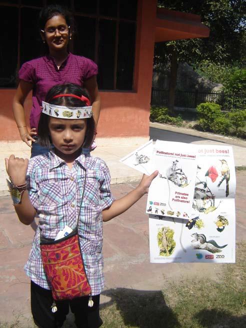 kinds of pollinators through a talk and followed by tying rakhi and taking oath. Kits provided by Zoo Outreach Organization provided to the school children.