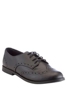 be plain black leather with a maximum 2cm heel.