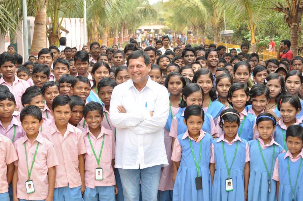 ABOUT KISS Started with just 125 tribal students in 1993, Kalinga Institute of Social Sciences(KISS) has today grown into the largest free residential institute for indigenous(tribal) children.