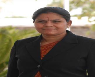 Name of the Teaching Staff : Dr.N.Nirmala Devi : Associate Professor Date of Joining the Institution : 20 / 02 / 2006 UG : BA(Eco) PG : MBA MA I Ph.