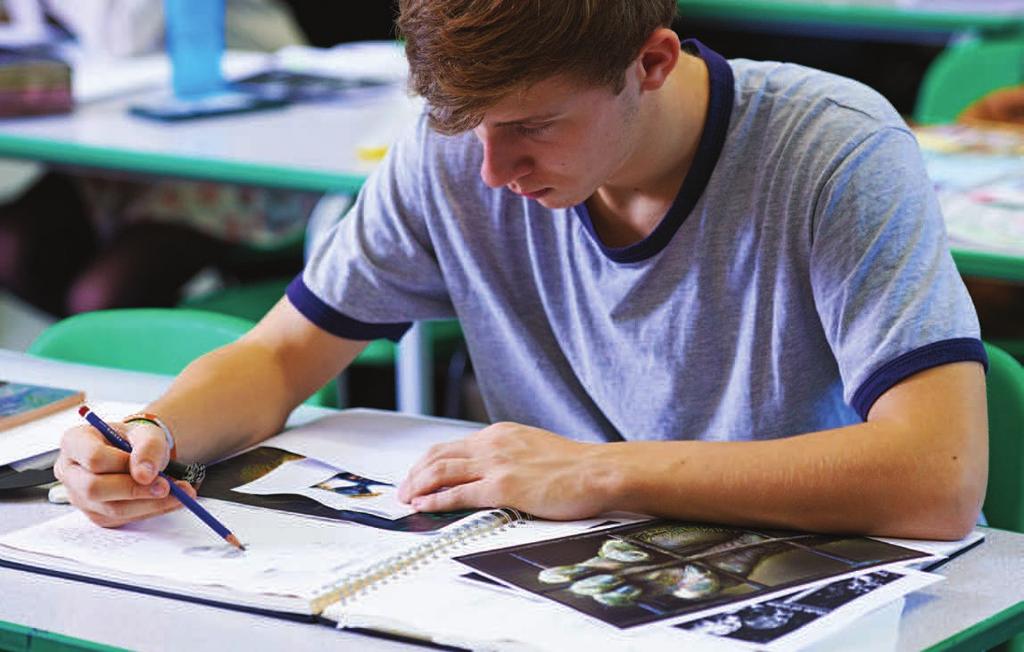 Haggerston Sixth Form 09 10 Curriculum and Courses Some important principles Most of you applying to become Sixth Form students will be choosing to follow 4 or 3 courses at Advanced Level or a BTEC