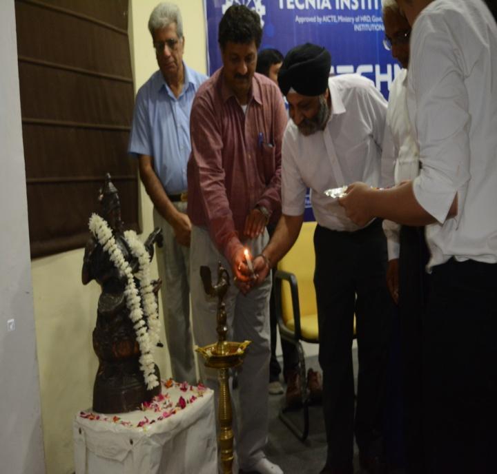 Inaugural Ceremony Inaugural Ceremony for TECHNOVISION-2015 TECHNOVISION-2015 aimed to provide a platform to the students to prove their technical competence and talent.