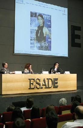 CEOE. Madrid junio de 2011 Marketing Professor at ESEUNE ( China s MBA), ESADE ( Executive Master in Marketing Management, MBA Full Time & Part Time and BA in Business Administration).
