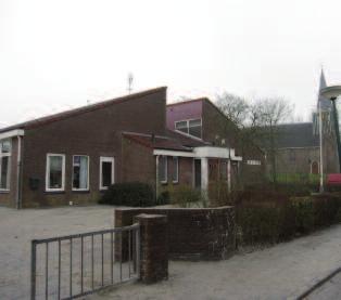 Small school with 32 pupils in Fryslân Another remarkable difference between Fryslân and the BAC is that in Fryslân primary and secondary schools are never located in the same building (except for