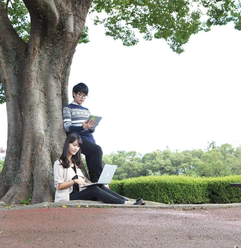 Smart Campus, Green Campus A campus full of vibrant nature and filled with romance W O R L D C L A S S Surrounded by beautiful and pristine nature, Jeju National University provides a learning