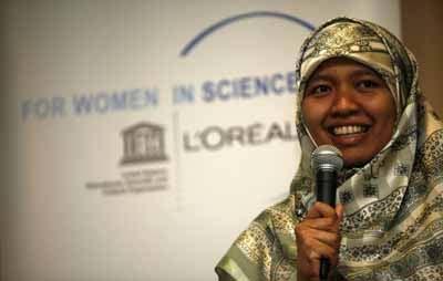 UNESCO-L ORÉAL Women in Science Fellowship winner joins Monash Dr Penia Kresnowati has joined the department as a postdoctoral research fellow in 2008, after winning a prestigious international Women