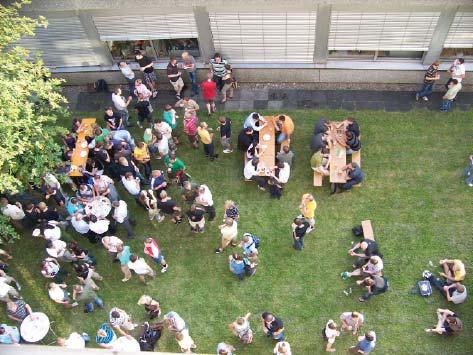 14 Faculty s BBQ 3 Welcome, to start off, I d like to welcome you all to the University of Paderborn and wish you all the best for your studies in the name of the Fachschaft Elektrotechnik (FSET).