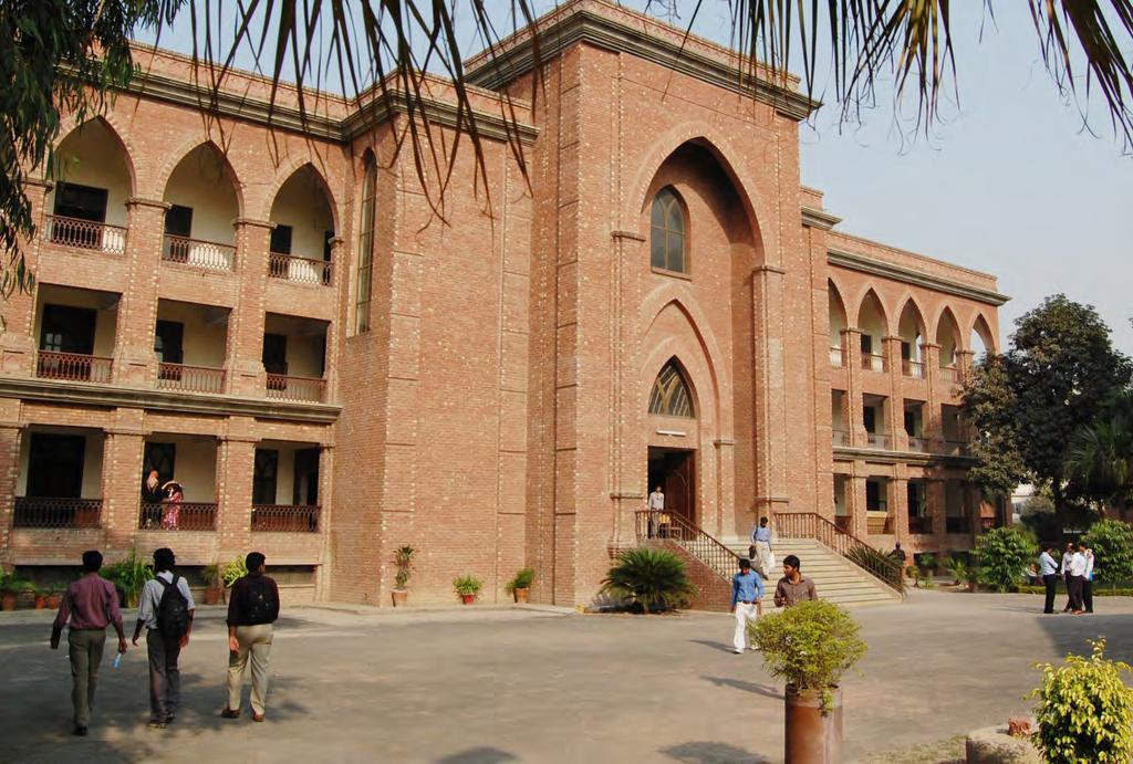 66 GCU Prospectus 2015 Department of Computer Science Faculty In charge Director & Assistant Professor Dr.