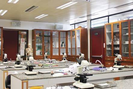 LABORATORIES EPM offers two laboratories holding classes every day, ranging from subjects such as Geology and Biology to Physics and Chemistry.