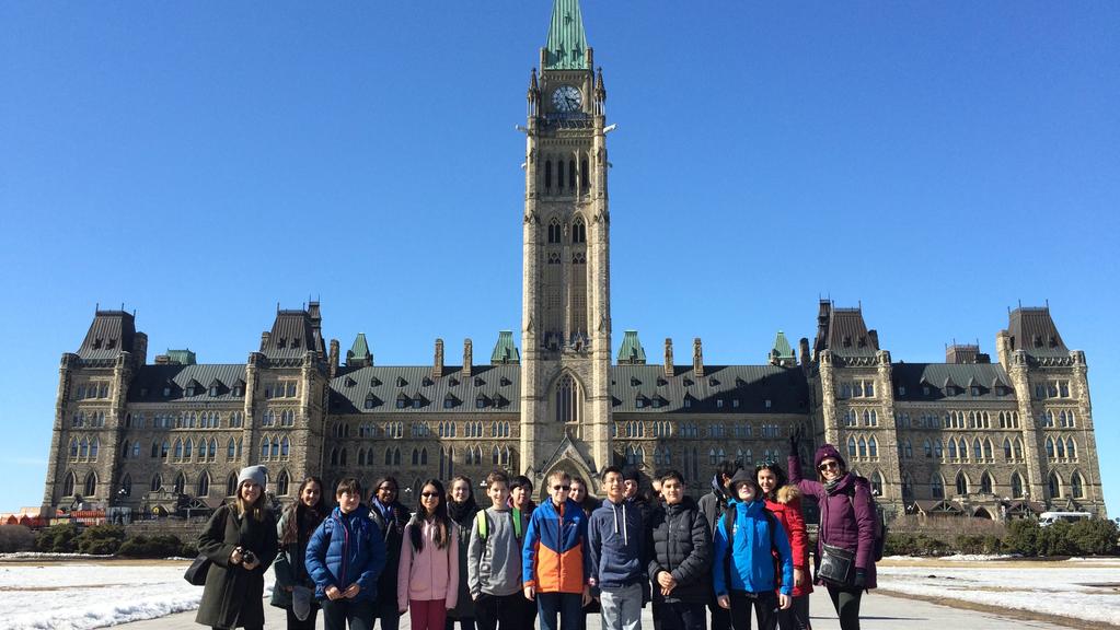 FALL 2017 TRIPS EASTERN CANADA UNIVERSITY TOURS NOVEMBER 13-17, 2017 GRADES 10, 11 AND 12 Trip Overview A new tour offered this year is a university tour of the main universities in Ontario and
