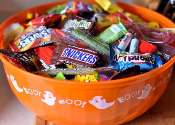 25 9:30 11:30 26 27 28 29 30 9:30 11:30 Bring unwanted Halloween candy to the office to be donated to Siloam Mission.