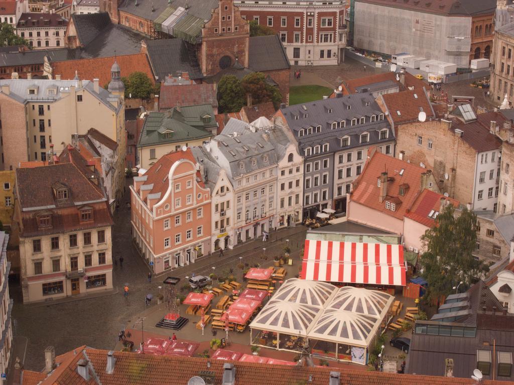 ABOUT LATVIA Bilde Member of European Union Capital Riga 1,9 million inhabitants State language Latvian Currency EUR