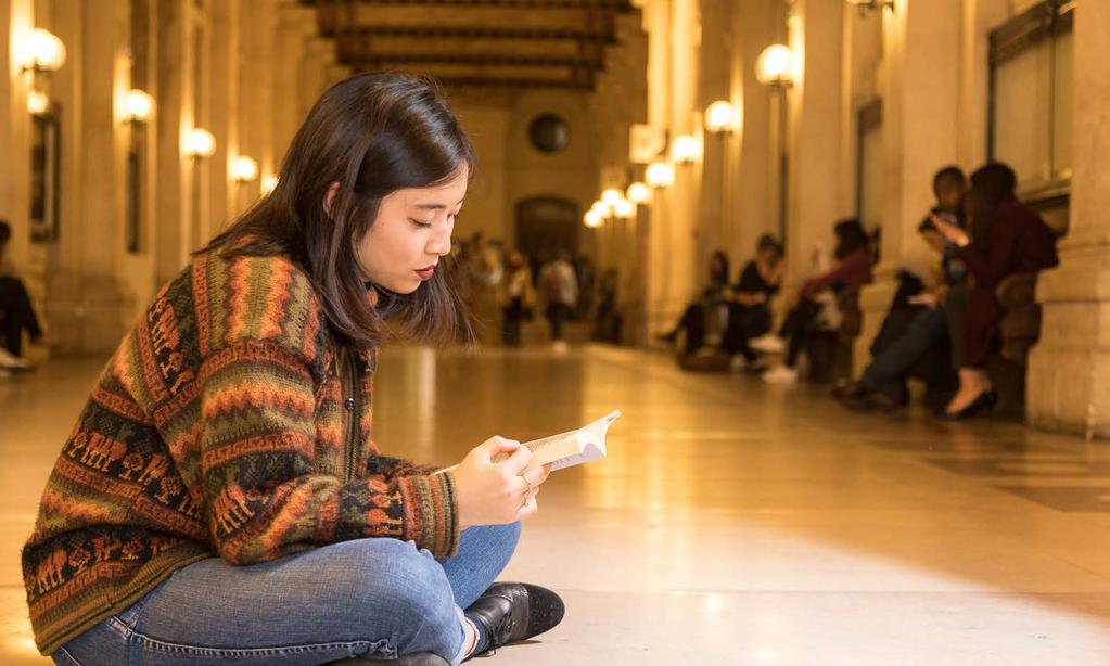 WHAT CAN FOREIGN STUDENTS EXPECT? The Sorbonne School of Economics offers foreign students a tailor-made agenda that perfectly fits the study program in the respective home universities.