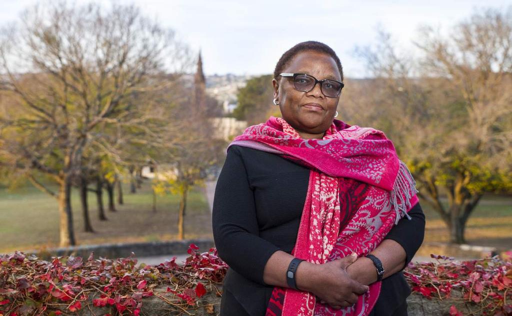 NEWS IN BRIEF The most productive scientist in Africa: PROFESSOR TEBELLO NYOKONG BY ANIMA MCBROWN Every year, Distinguished Professor Tebello Nyokong does something amazing that brings honour to her