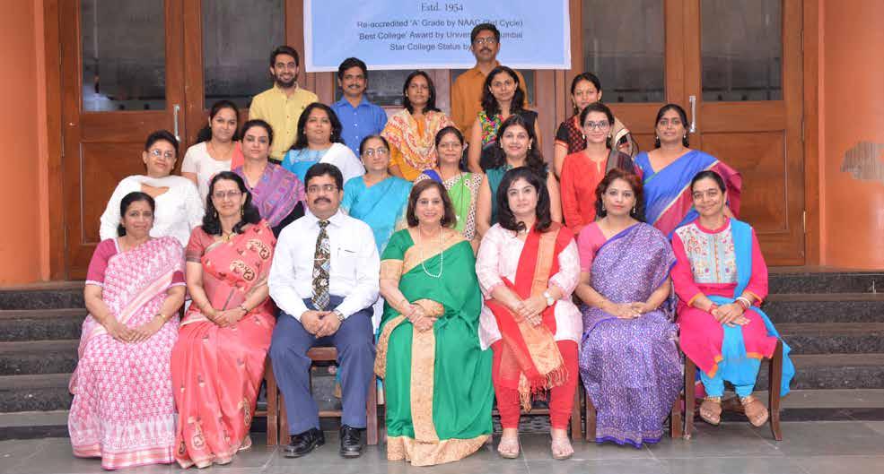 Science Honors Program Committee 2015-2016 I Row: (Sitting) (L-R) : (1) Mrs. Prabha Padmanabha (2) Dr. Sagarika Damle (3) Mr. Smarajit Padhi- Vice-Principal (4) Principal- Ms. Manjula J.