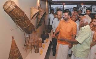 University Museum: Received Ancient Artefacts The Heritage Museum inside e University showcases ancient artefacts, which reflect Kerala s tradition and culture, which are received from e general