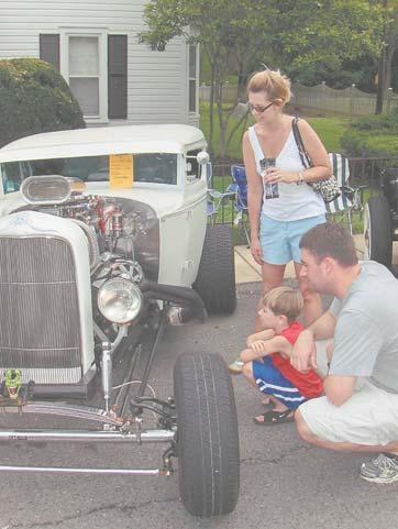 The 13 th Annual Labor Day Car Show in Clifton